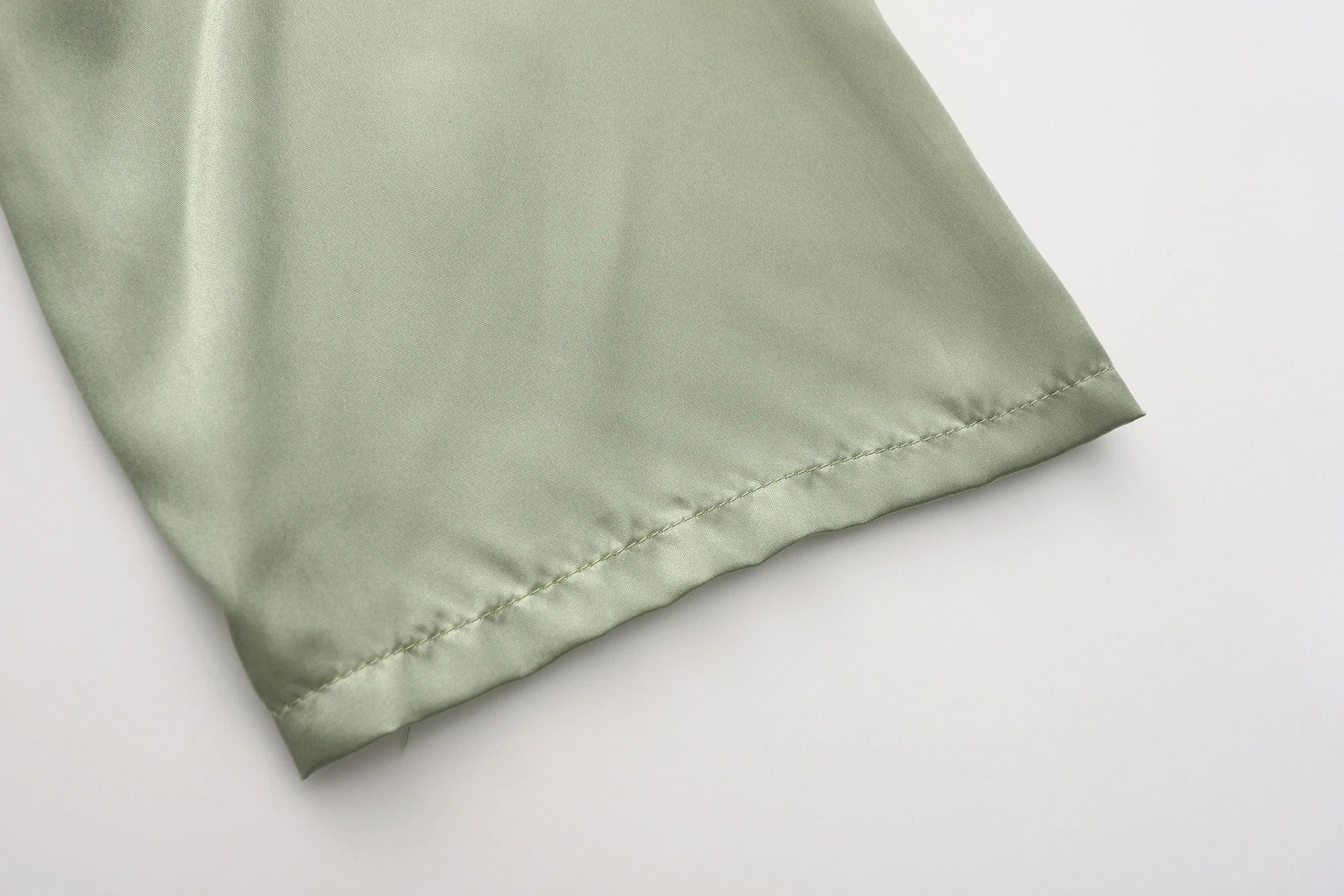 Bridesmaid Satin Robe – Grass Green