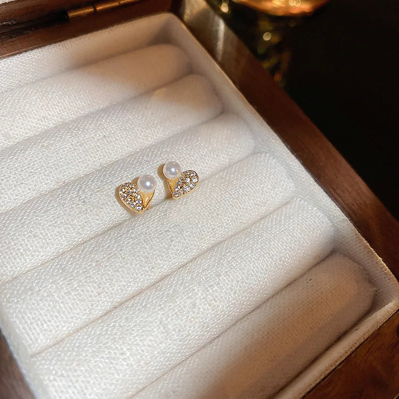 Heart & Round Pearl Stud Earrings
